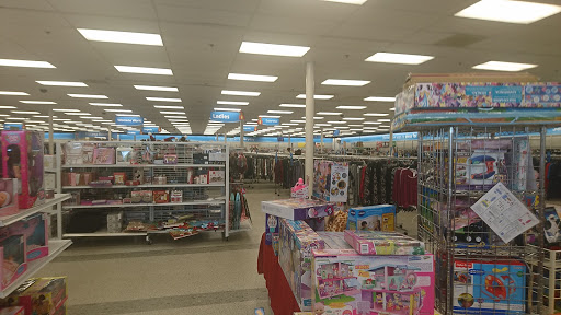 Clothing Store «Ross Dress for Less», reviews and photos, 1945 W Palmetto St, Florence, SC 29501, USA