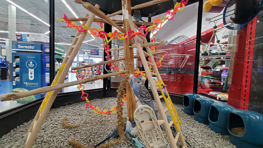 Pet Supply Store «Petco Animal Supplies», reviews and photos, 6631 Edwardsville Crossing Dr, Edwardsville, IL 62025, USA