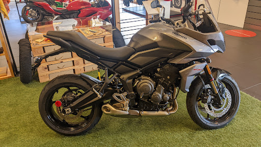 Motorcycle Dealer «Motohio European Motorbikes», reviews and photos, 5936 Scarborough Blvd, Columbus, OH 43232, USA