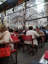 Atmosphère du Restaurant Café Perl à Lyon - n°12