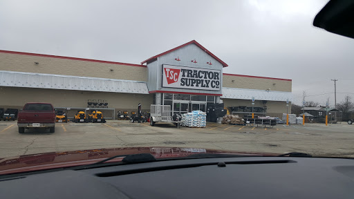 Home Improvement Store «Tractor Supply Co.», reviews and photos, 936 E Washington St, Winchester, IN 47394, USA