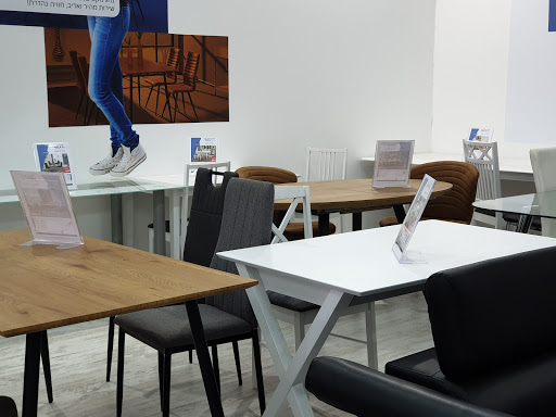 GAROX רהיטים סלונים, מערכות ישיבה מעור, מיטה זוגית, מזרנים, פינת אוכל
