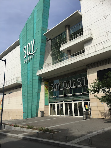 Centre commercial SQY Ouest Montigny-le-Bretonneux