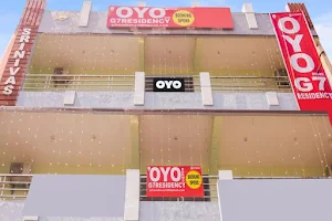 OYO Flagship G7 Residency image