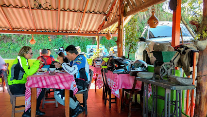 Restaurante Laura - Cañasgordas-Santa Fe de Antioquia, Cañasgordas, Antioquia, Colombia