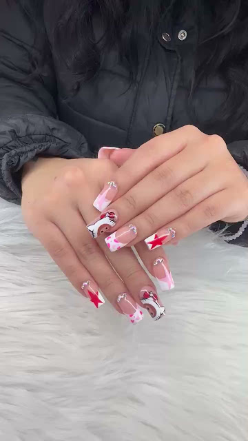 Clinton nails