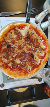 Pizza du Restaurant italien Brasserie Gusto Villeneuve-les-Béziers à Villeneuve-lès-Béziers - n°18