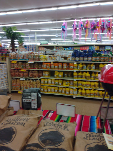 Grocery Store «Northgate Gonzalez Markets», reviews and photos, 831 N Hacienda Blvd, La Puente, CA 91744, USA