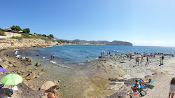 Cala l'Andrago'in fotoğrafı geniş ile birlikte