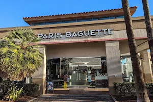 Paris Baguette image