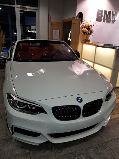 BMW Dealer «BMW of Oyster Bay», reviews and photos, 145 Pine Hollow Rd, Oyster Bay, NY 11771, USA