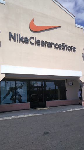 Clothing Store «Nike Clearance Store», reviews and photos, 5209 International Dr, Orlando, FL 32819, USA