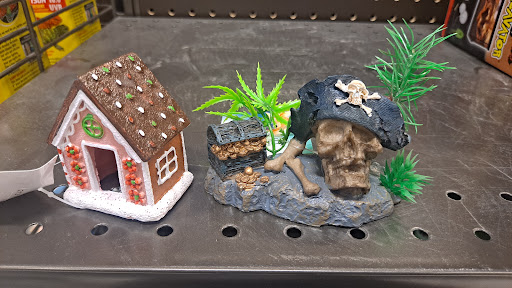 Pet Supply Store «Petco Animal Supplies», reviews and photos, 855 E Bidwell St, Folsom, CA 95630, USA