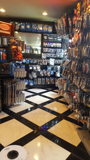 Truck Accessories Store «Texas Chrome Shop», reviews and photos, 16233 I-35, Atascosa, TX 78002, USA