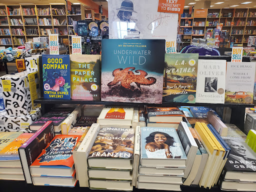 Used Book Store «2nd & Charles», reviews and photos, 6606 S Parker Rd, Aurora, CO 80016, USA