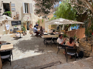 Photo n°42 de Le café Colomb à Calvi ()