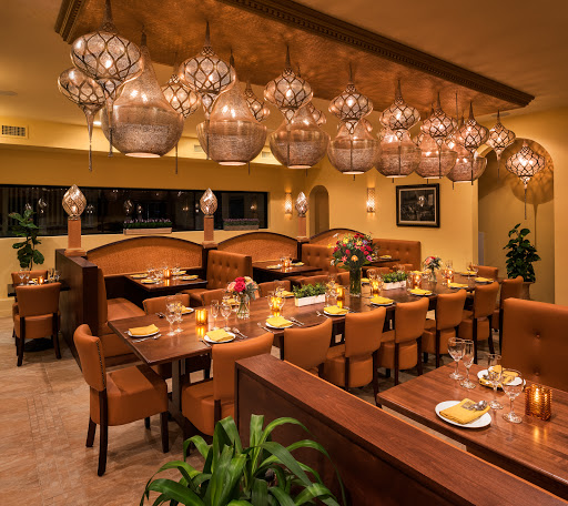 Lancellottas Banquet Restaurant - 1113 Charles St, North Providence, RI 02904, Estados Unidos