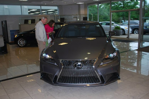 Lexus Dealer «Lexus of Highland Park», reviews and photos, 2930 Skokie Valley Rd, Highland Park, IL 60035, USA