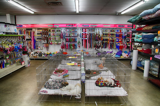 Pet Store «Pet World - Auburndale», reviews and photos, 3637 Havendale Blvd, Auburndale, FL 33823, USA