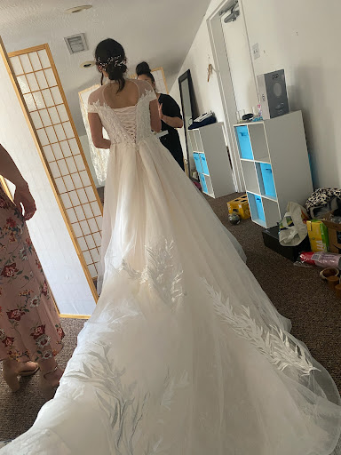 Bridal Shop «ELEGANT TAILORING AND BRIDAL», reviews and photos, 103 Serra Way, Milpitas, CA 95035, USA