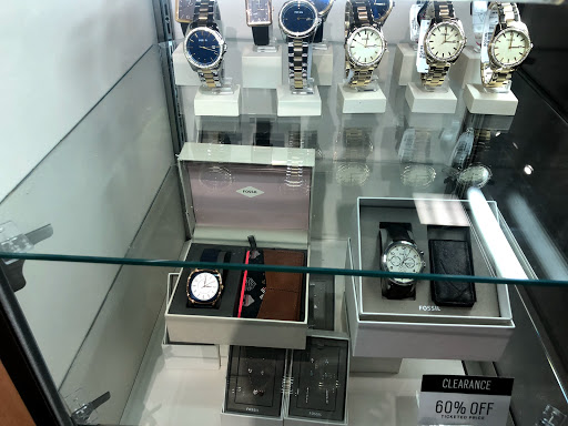 Watch Store «Fossil Outlet Store», reviews and photos, 18521 Outlet Blvd #725, Chesterfield, MO 63005, USA