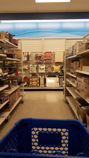 Clothing Store «Ross Dress for Less», reviews and photos, 4102 S Meridian, Puyallup, WA 98373, USA