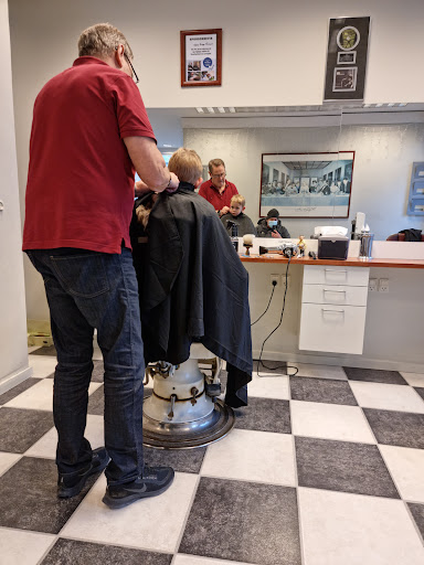 Frisør M in Glostrup, Glostrup