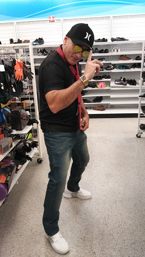 Clothing Store «Ross Dress for Less», reviews and photos, 835 Cortez Rd W, Bradenton, FL 34207, USA