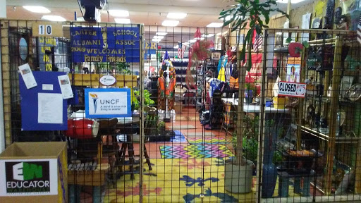 Shopping Mall «Marketplace Mall», reviews and photos, 2101 Peters Creek Pkwy, Winston-Salem, NC 27127, USA