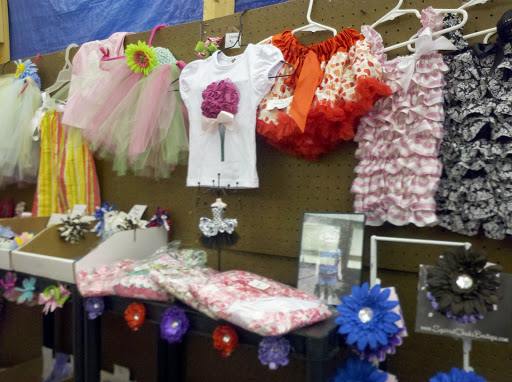 Flea Market «Raynham Flea Market», reviews and photos, 480 S St W, Raynham, MA 02767, USA