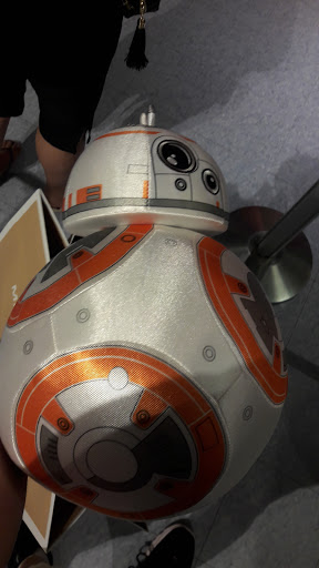 Toy Store «Disney Store», reviews and photos, 5220 Fashion Outlets Way, Rosemont, IL 60018, USA