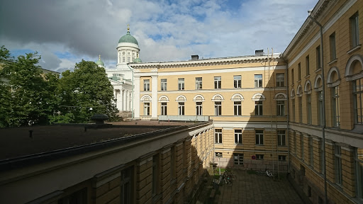 Medical universities in Helsinki