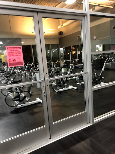 Gym «LA Fitness», reviews and photos, 3081 Slauson Ave, Huntington Park, CA 90255, USA