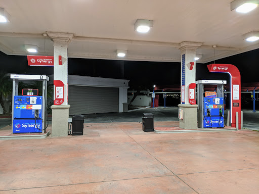 Gas Station «River Road X-press Car Wash», reviews and photos, 199 River Rd, Corona, CA 92880, USA