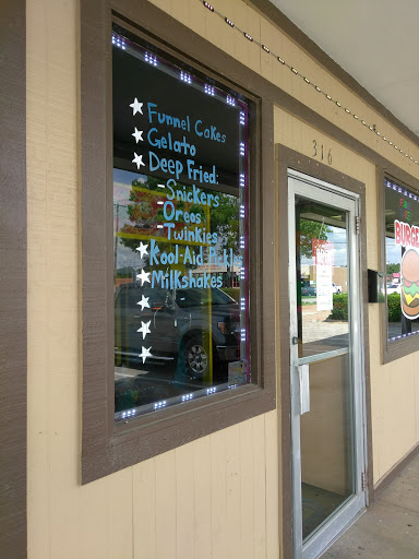 Video Arcade «Funnel Cakes & Gelatos», reviews and photos, 316 E Pipeline Rd, Hurst, TX 76053, USA