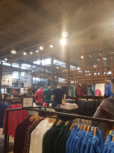 Clothing Store «L.L. Bean», reviews and photos, 280 School St, Mansfield, MA 02048, USA