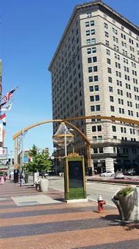 Eric Tolbert & Associates - Ameriprise Financial Services, LLC - Photo 2 - Car repair in Cleveland, OH, Cleveland