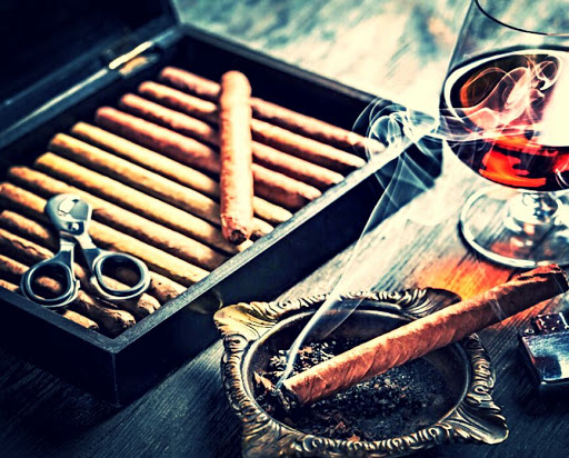 Tobacco Shop «Big Blaze smoke shop», reviews and photos, 851 N Sacramento St, Lodi, CA 95240, USA