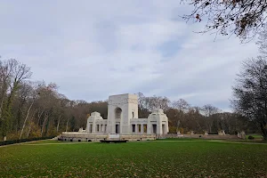 Lafayette Escadrille Memorial Cemetery image