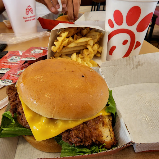 Fast Food Restaurant «Chick-fil-A», reviews and photos, 1005 Foxcroft Ave, Martinsburg, WV 25401, USA