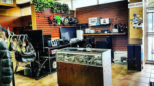 Pawn Shop «PARKER PAWN LLC», reviews and photos, 727 W Lumsden Rd, Brandon, FL 33511, USA