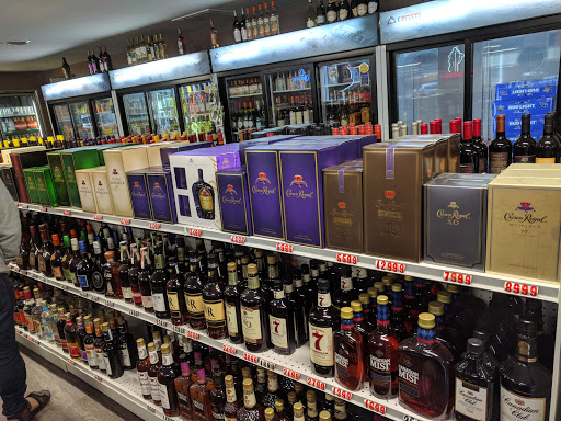 Liquor Store «Parkway Liquor Store», reviews and photos, 288 Parkway, Gatlinburg, TN 37738, USA