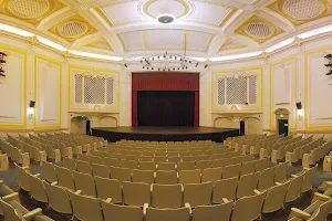 Rialto Theater image