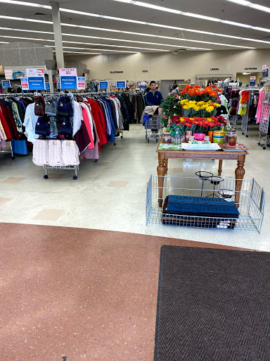 Thrift Store «South Lacey Goodwill», reviews and photos, 4800 Yelm Hwy SE, Lacey, WA 98503, USA