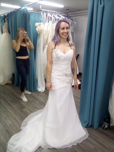 Bridal Shop «Second Summer Bride, By Appointment», reviews and photos, 1433 Fulton Ave A, Sacramento, CA 95825, USA