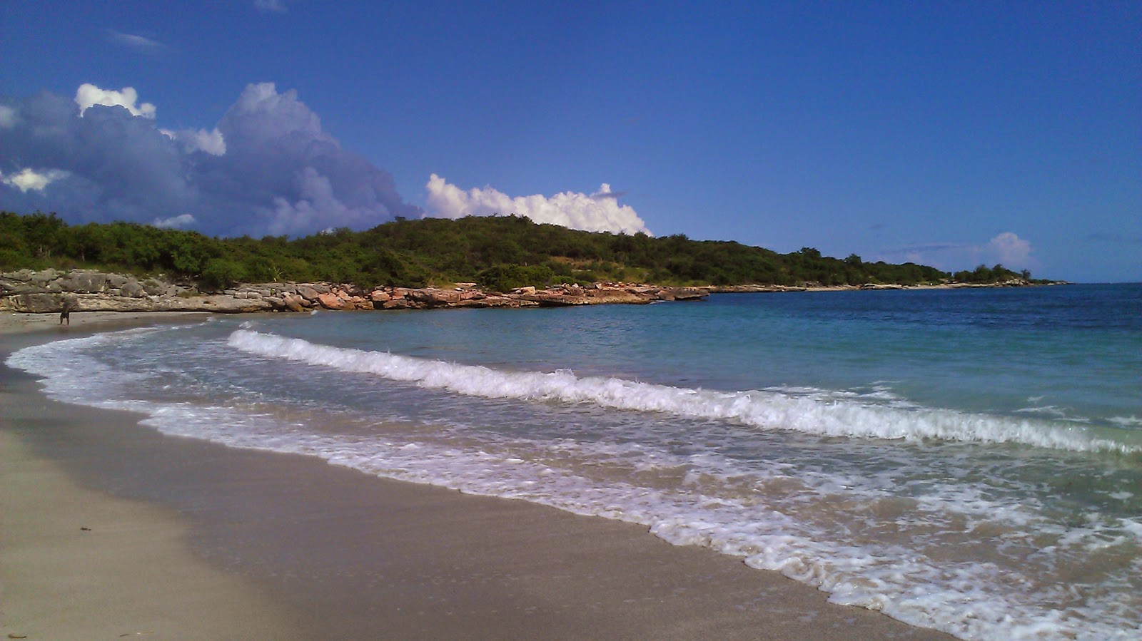 Fotografija Playa de Yauco nahaja se v naravnem okolju