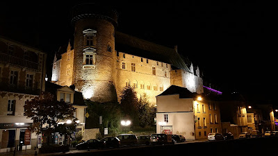 Castel 9 à Laval