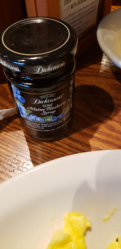 American Restaurant «Cracker Barrel Old Country Store», reviews and photos, 2421 Old Country Inn Dr, Caseyville, IL 62232, USA