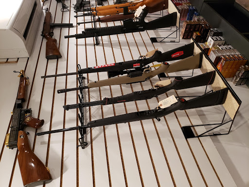 Gun Shop «Smith Outfitters, LLC», reviews and photos, 254 Avery Ave, Steubenville, OH 43952, USA