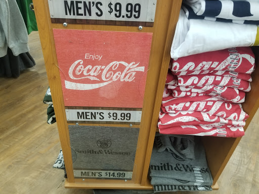 Home Improvement Store «Tractor Supply Co.», reviews and photos, 2101 Bay St STE A, Taunton, MA 02780, USA